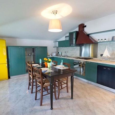 L'Ora Apartment Marone Ngoại thất bức ảnh